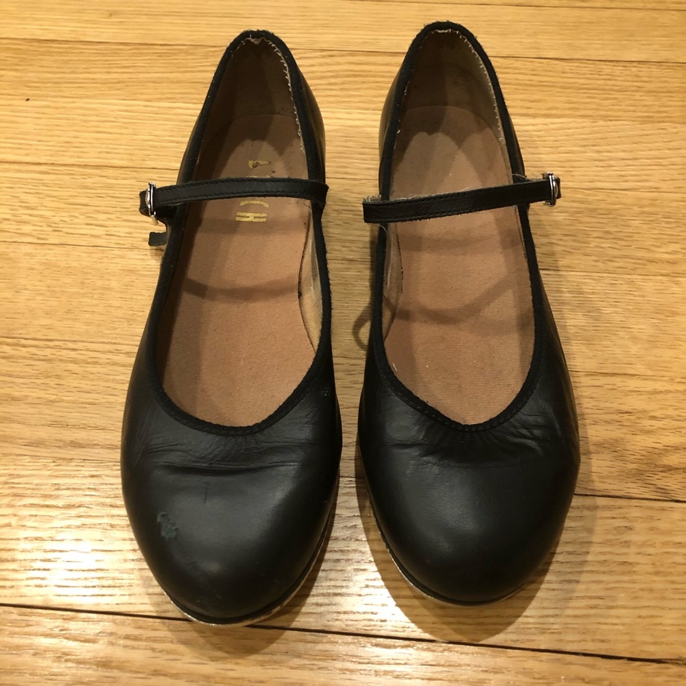 Tap shoes